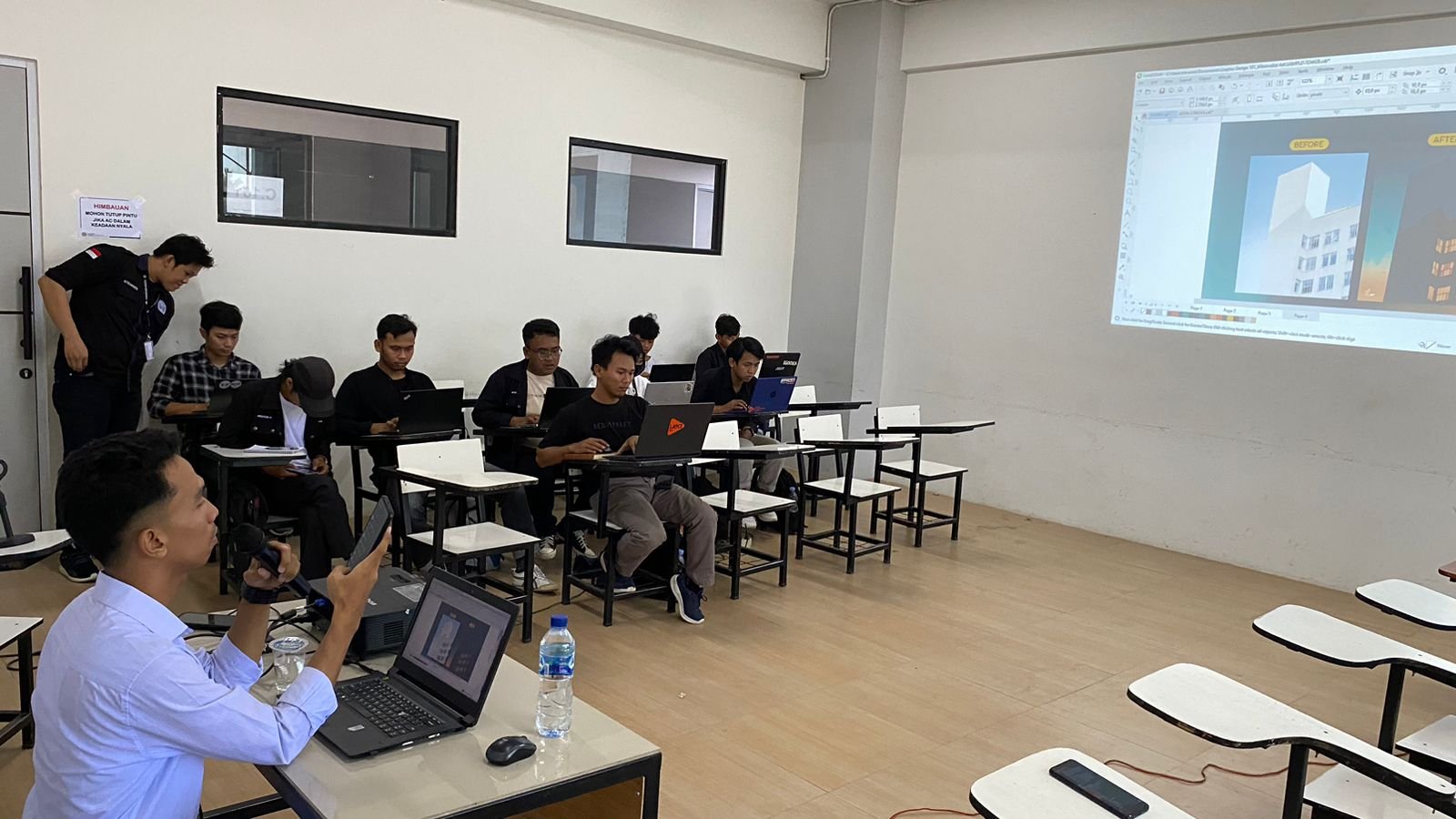 Dorong Kreativitas Mahasiswa, Himpunan Mahasiswa Sistem Informasi Sukses Gelar Workshop UI/UX